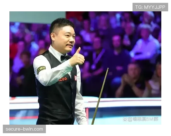 丁俊晖首战四杆破百横扫格雷斯 强势开启斯诺克国际锦标赛卫冕之旅